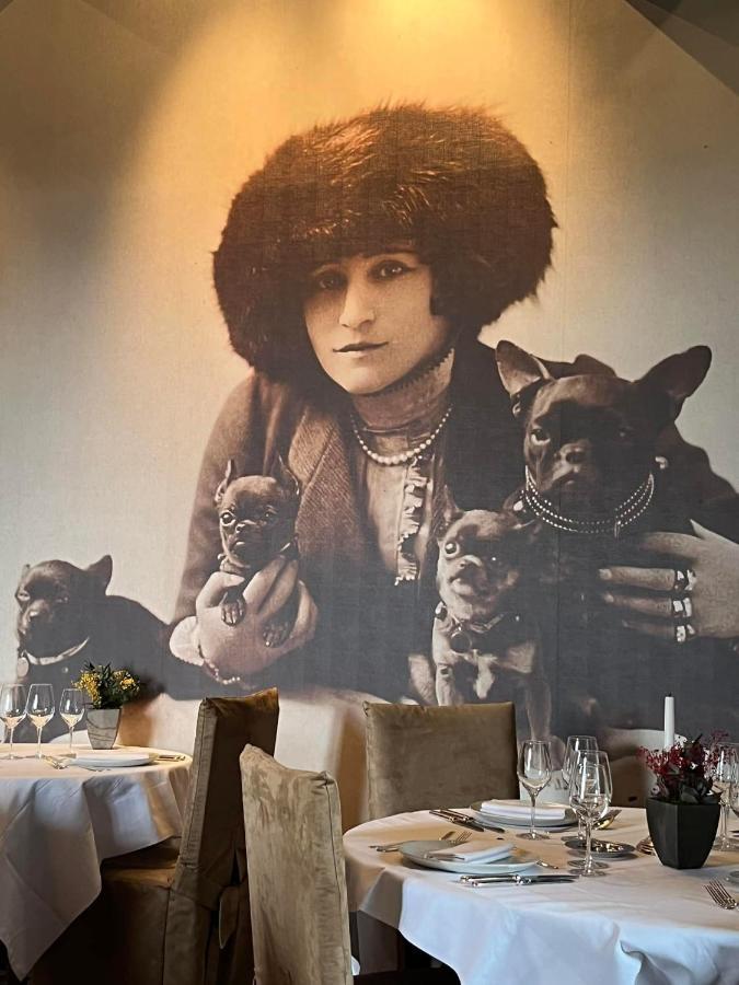 Chateau De Castel Novel Boutique Hotel Varetz ภายนอก รูปภาพ