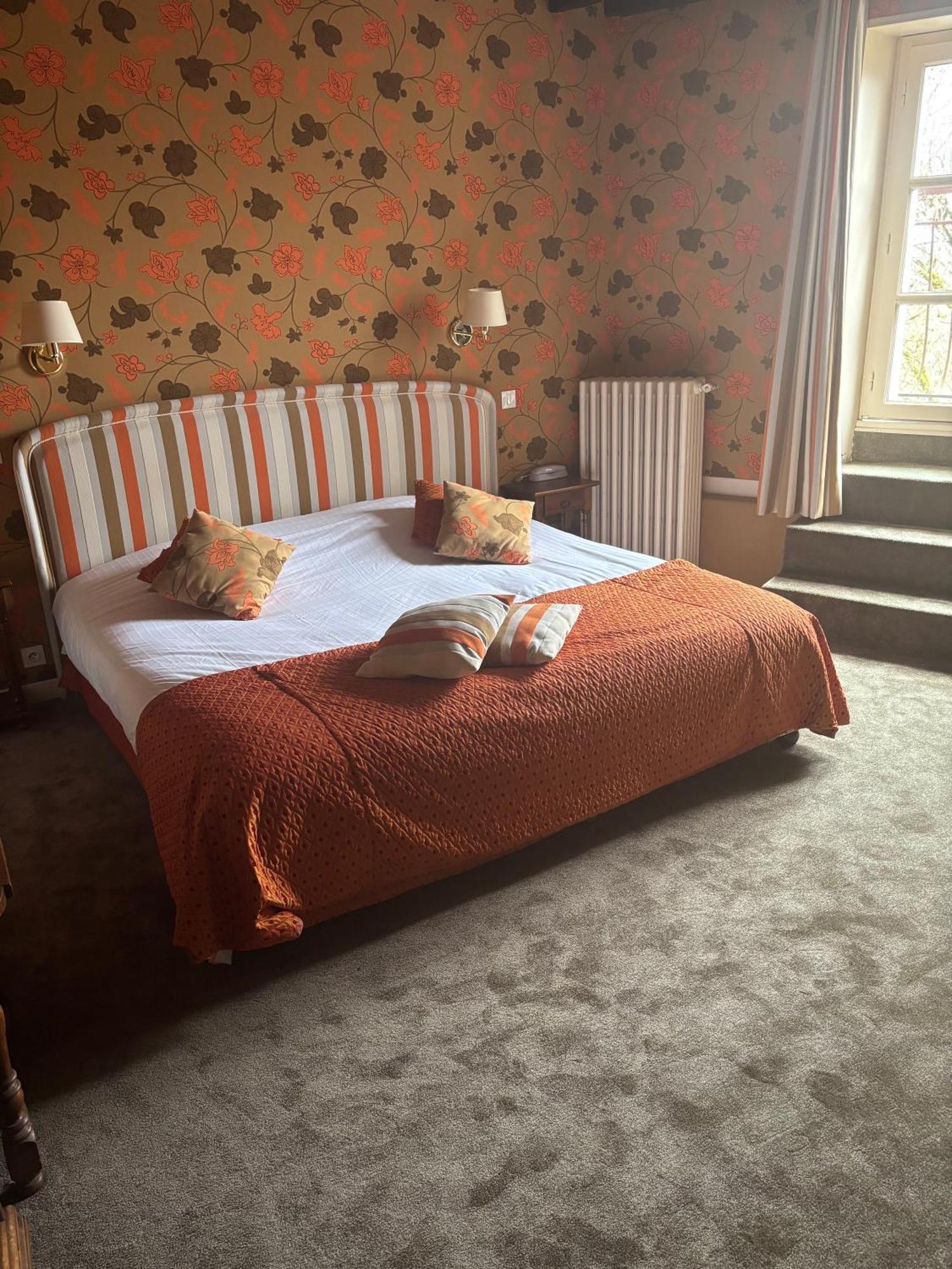 Chateau De Castel Novel Boutique Hotel Varetz ภายนอก รูปภาพ